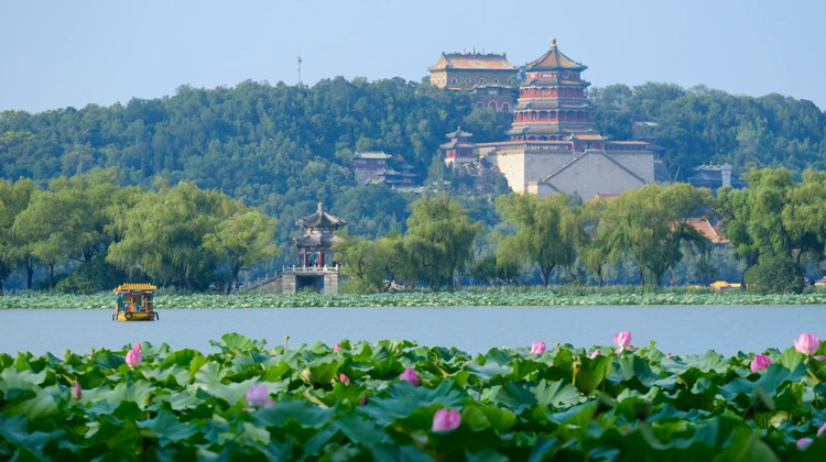 8D7N · Private Tours · Beijing + Gubeikou Ancient Town + Tiananmen Square + The Palace Museum + Shichahai Scenic Area