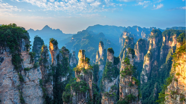 4D3N · Private Tours · New Year Eve Escape to  Zhangjiajie Private Custom Tour with Avatar  Mountains & Furong Town&Fenghuang Ancient Town