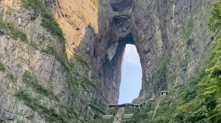 4D3N · Private Tours · Zhangjiajie icons & the  underground wonder: Avatar Mountains, Tianmen, Glass Bridge & Huanglong Cave: free drone, eSIM &  Muslim-friendly
